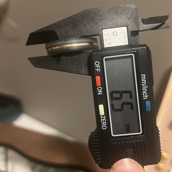 Vintage Jade Round Earrings - Picture 6 of 7